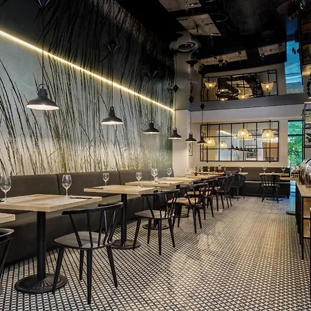 Hotel apartamentowy Etna